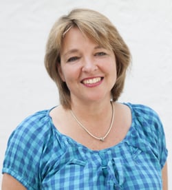 Dr. Ina Schmitzer Dr. Ina Schmitzer